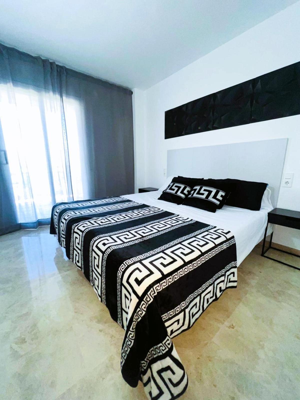 Ventura Park C- 3 Apartment ซาลอว์ ภายนอก รูปภาพ